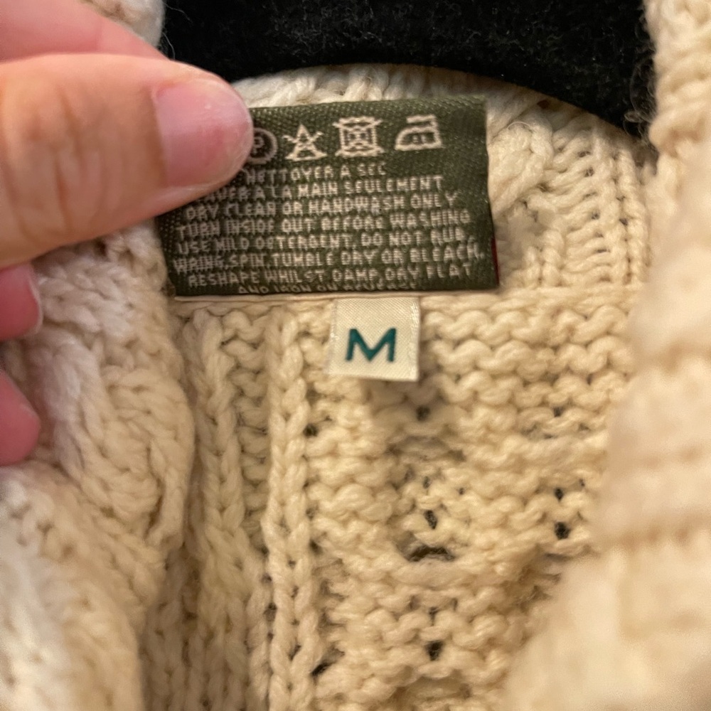 Irish Wool Asymmetrical Knit Cream Sweater Size M - Picture 11 of 15